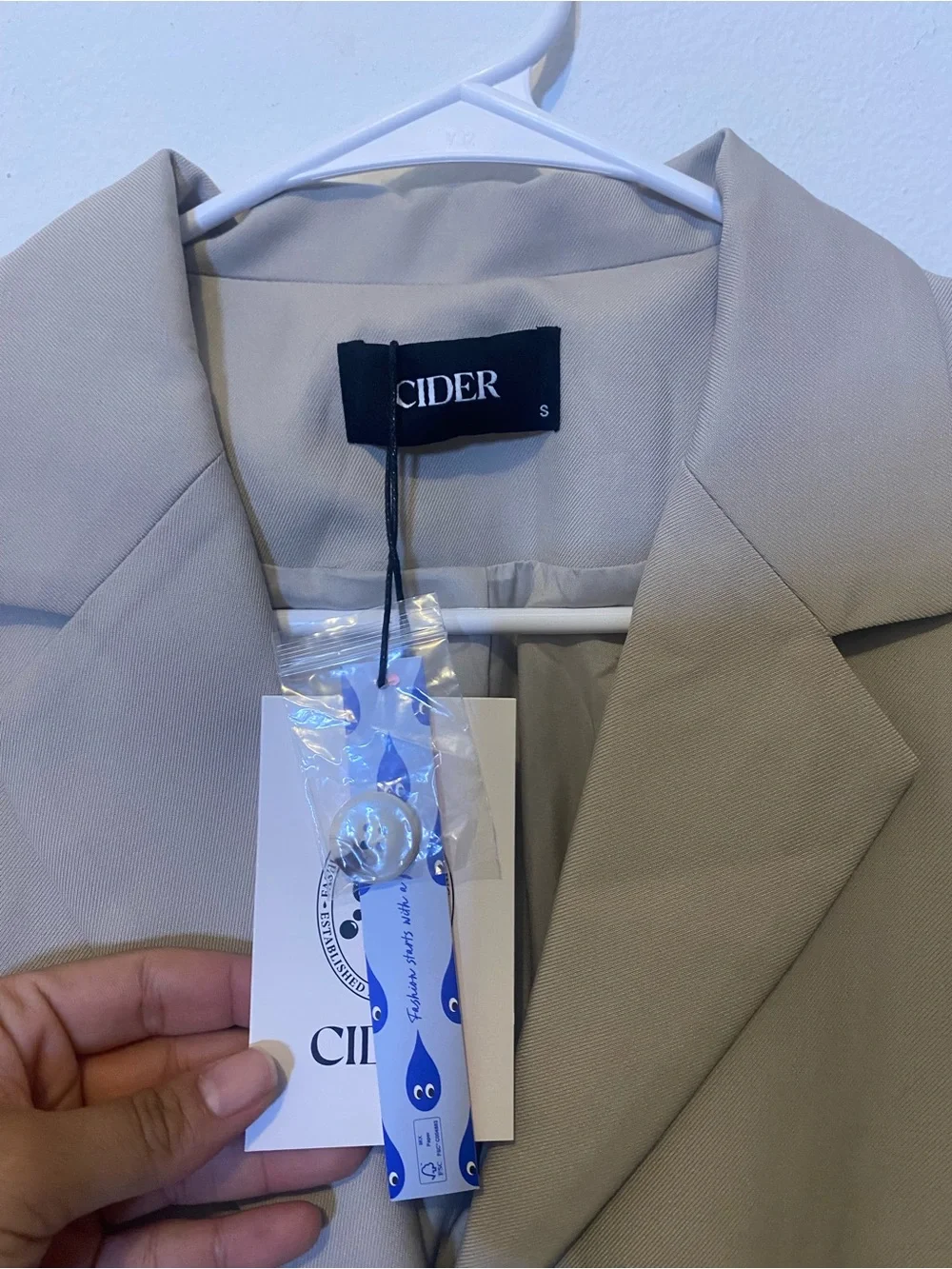 Cider Neutral Beige Cropped Tailored Blazer
